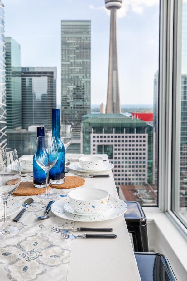 Luxury 2 Bedroom In The Heart Of Entertainment District W/ Cn Tower View Toronto Dış mekan fotoğraf