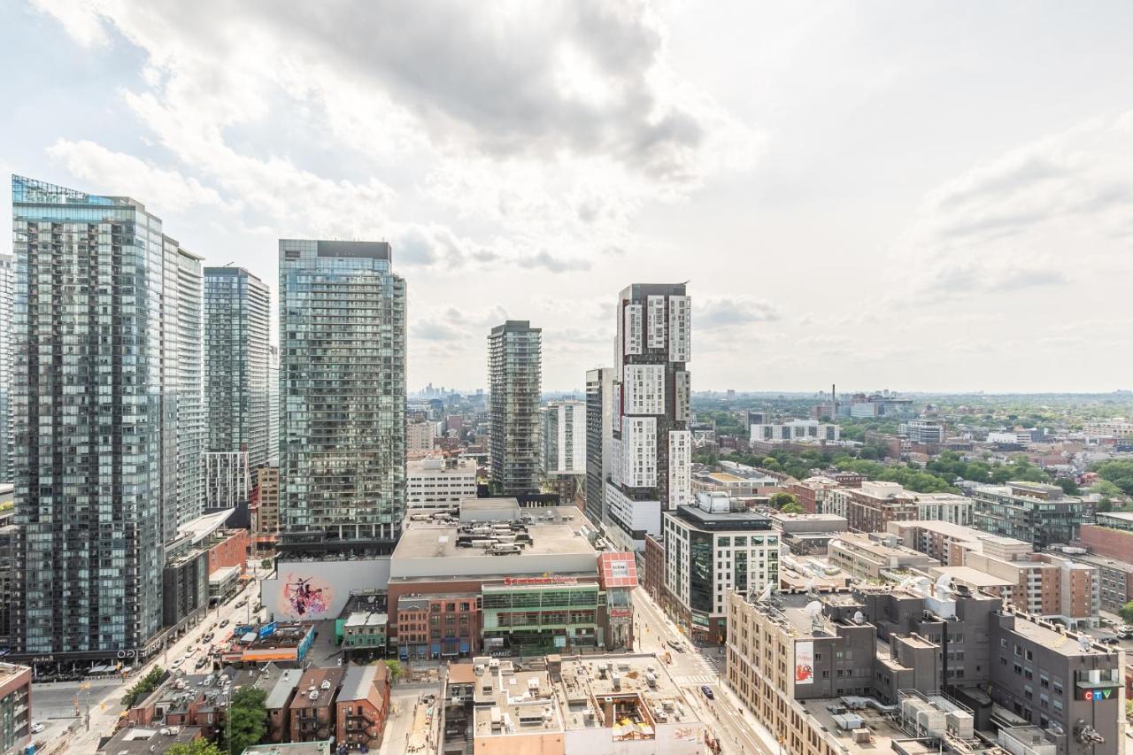 Luxury 2 Bedroom In The Heart Of Entertainment District W/ Cn Tower View Toronto Dış mekan fotoğraf
