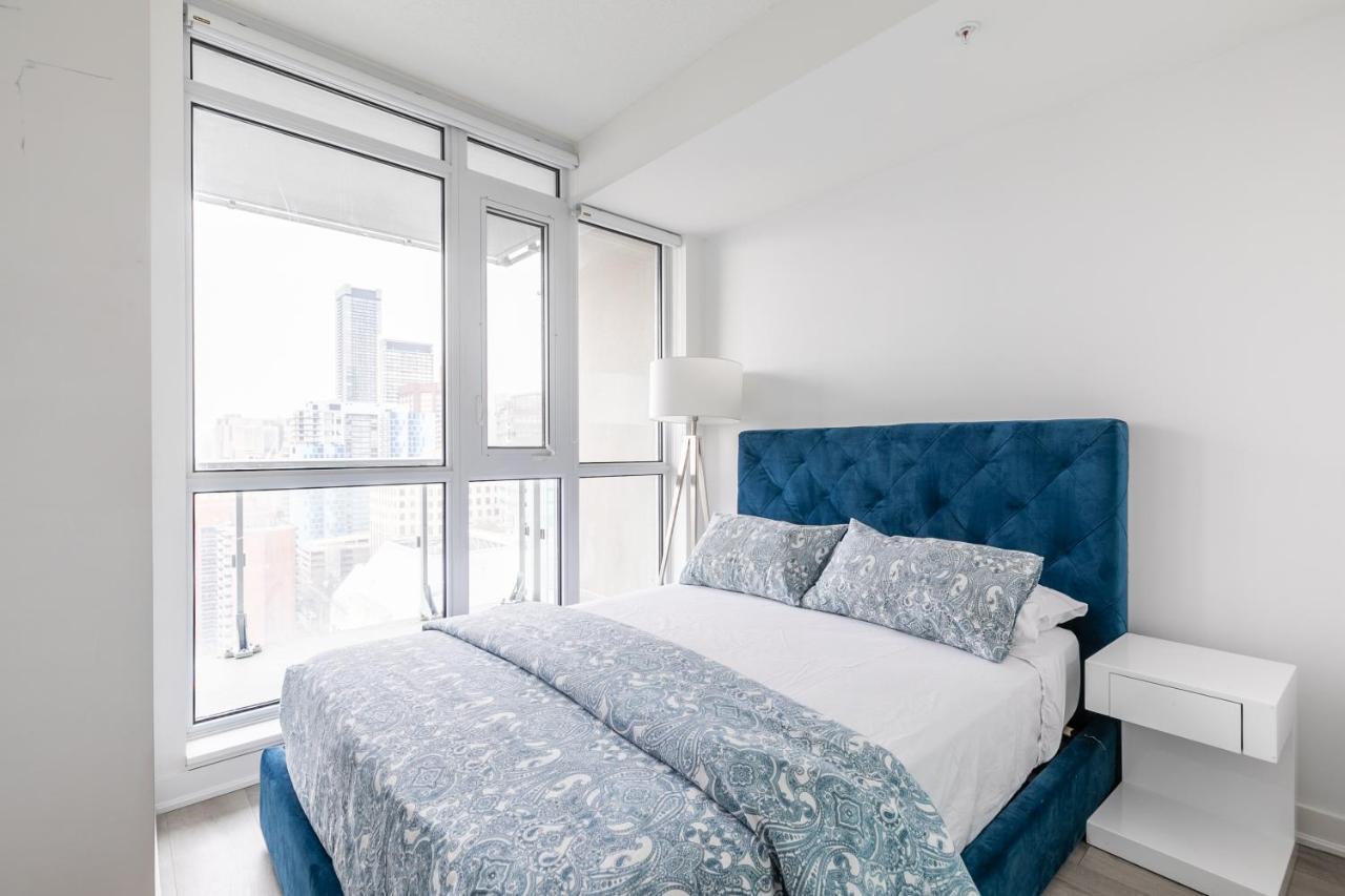 Luxury 2 Bedroom In The Heart Of Entertainment District W/ Cn Tower View Toronto Dış mekan fotoğraf