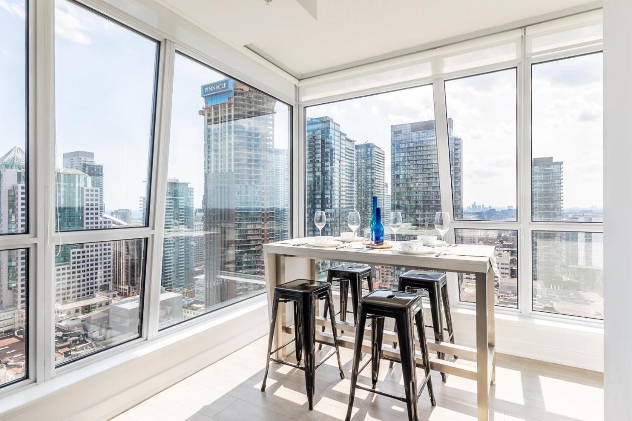 Luxury 2 Bedroom In The Heart Of Entertainment District W/ Cn Tower View Toronto Dış mekan fotoğraf